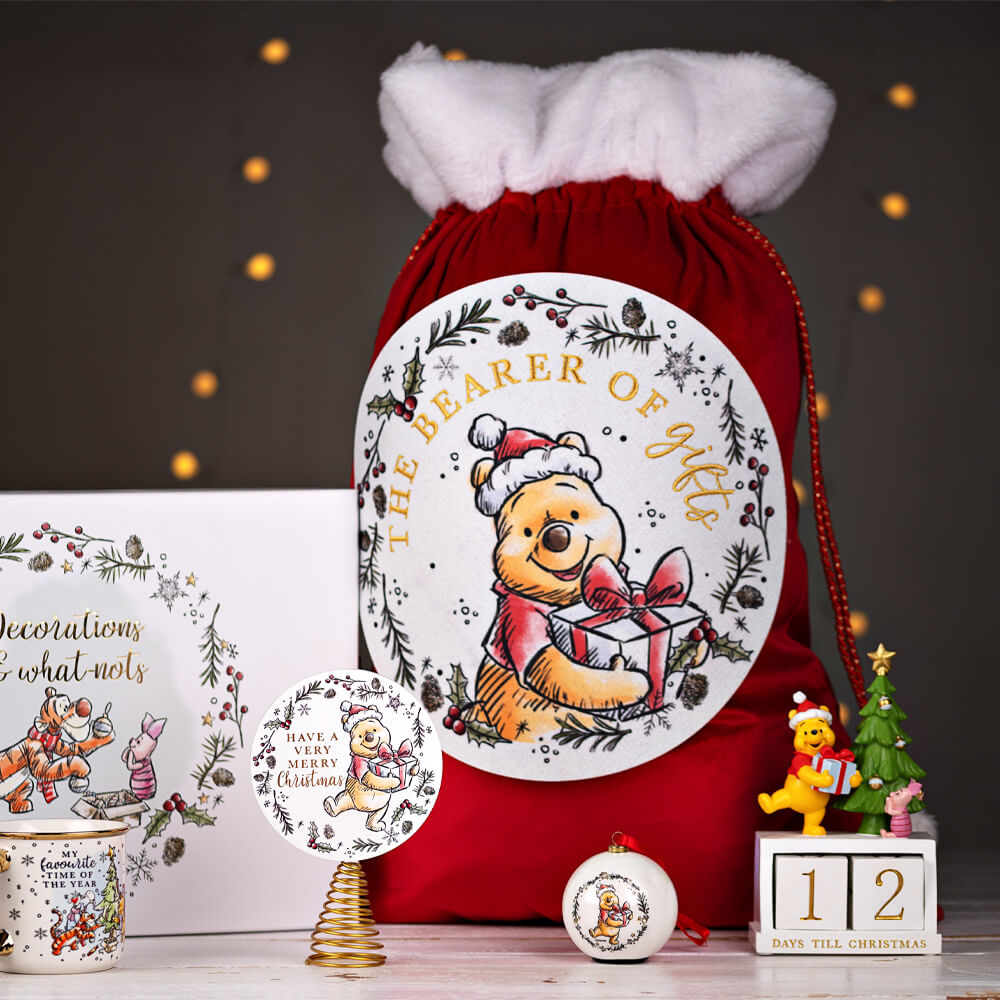 Winnie the Pooh Christmas: Sack 'The Bearer of Gifts' - Disney Christmas